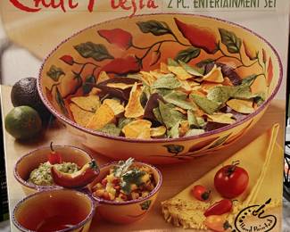 chip n dip, servers NIB!