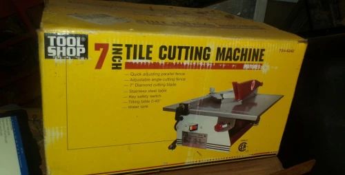 TILE CUTTER