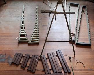 ANTIQUE LEEDY MFG. XYLOPHONE