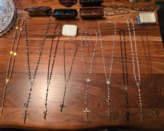 VINTAGE ROSARY COLLECTION