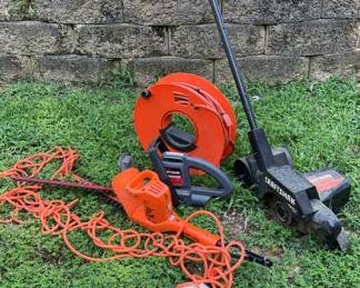 Edger and Bushwackers