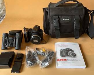 Kodak Easyshare Camera with Bag and Accessories
