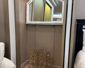 Lots of wall mirrors