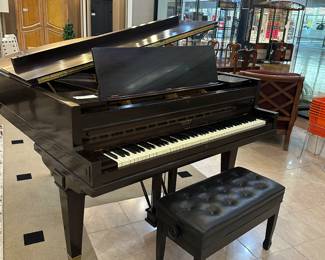 'Lautew' 5' Baby Grand Piano