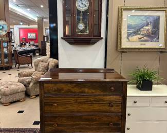 Several clocks in this sale!