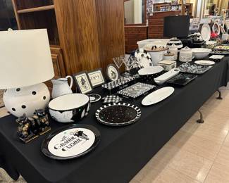 Love the black and white!