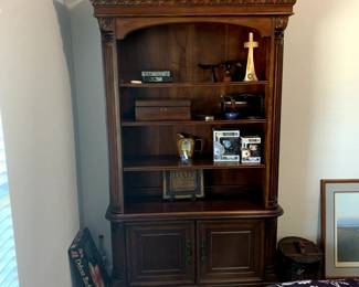 4 Shelf Book Case $240