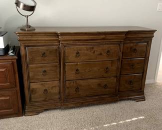 Like new Pennsylvania House New Lou Dresser $1400