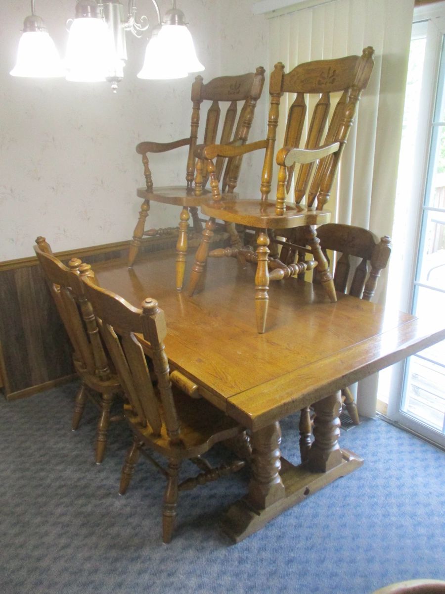 Dining table, six chairs,  2 leaves