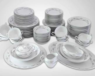 Amcrest Meadowbrook Meito China Set