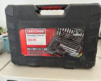 Craftsman tool set...219 pieces....missing ⅜" wrench.