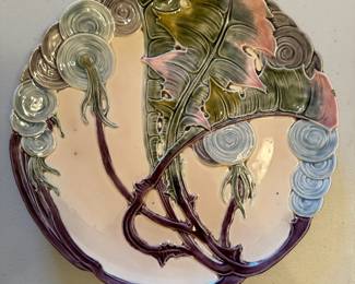 Art nouveau plate