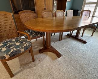 Drexel Accolade dining table and chairs. There are six side chairs and two arms chairs.