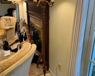 Another view of the Nicodemis Estate floor Lamp