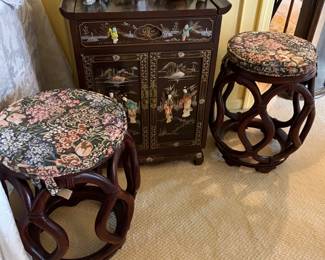 Rattan stools