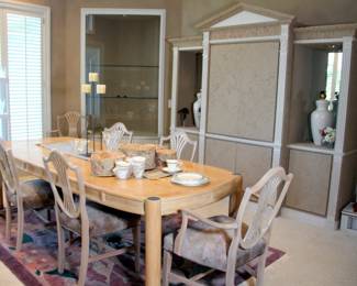 Dining Table with 2 Leaves & 6 Chairs