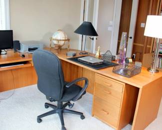 Large Executive L Shaped Desk, Desk Chair