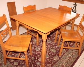 Heywood Dining Room Table