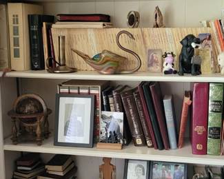 Lots of collectibles 