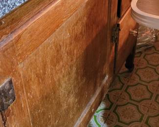 Base for Hoosier style cabinet