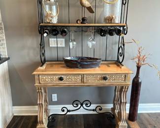 Tuscany Style Wine Table Baker’s Rack
