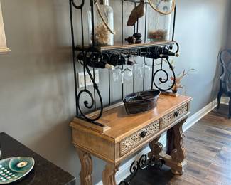 Tuscany Style Wine Table Baker’s Rack
