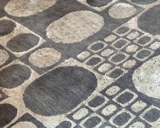 High-Quality Geometric Area Rug