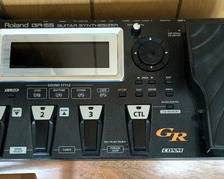 Roland Guitar Synthesizer with a model number of GR-55
