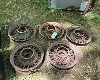 FIVE ANTIQUE METAL SPOKE RIMS