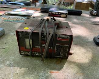 DUAL RANGE BATTERY CHARGER