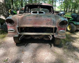 ANTIQUE CHEVROLET CAR