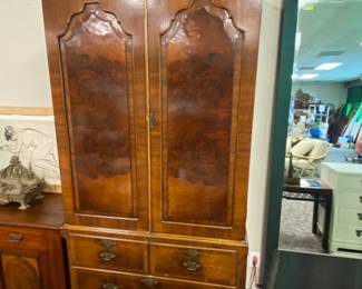 19th c. Burled Linen Press