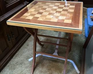 Glass-topped checker board