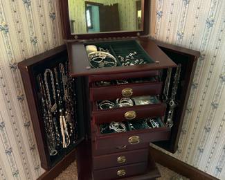 So many pieces of jewelry! Stay tuned for more specific information.