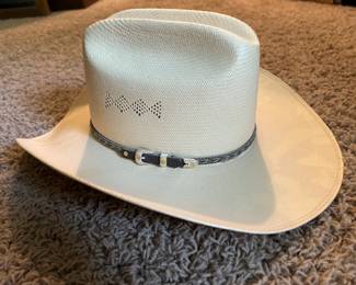 Wrangler 7 1/4 sized hat