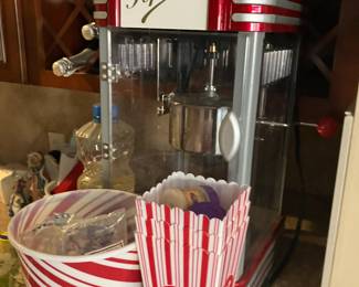 Popcorn machine