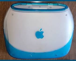  I Book Apple Blueberry Clamshell