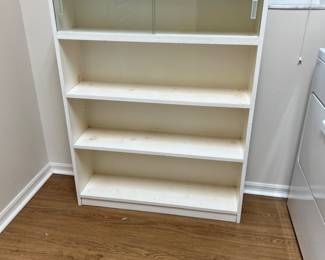 Wood bookcase