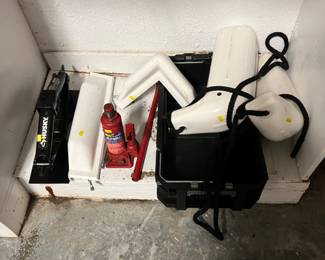 Carjacks and dock fenders 