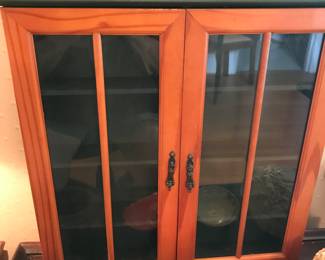 Small collectibles cabinet
