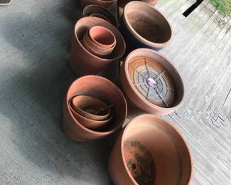 Large selection of clay pots🤪