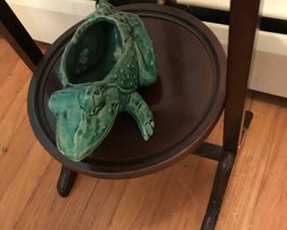 McCoy frog planter