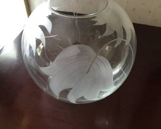 Etched rose bowl 
