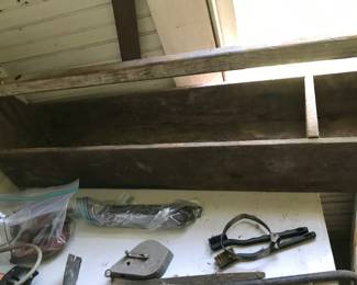 Large wooden tool carrier