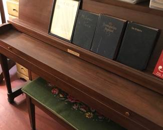 Baldwin spinet piano and bench