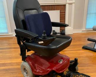 Motorized scooter. Needs battery.