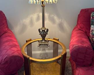 	#32	Round side table 20x18	 $30.00 				