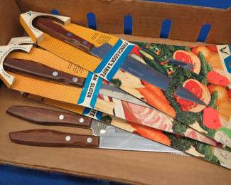 Lot 292. Kitchen knives
