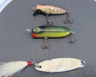 Lot 134. Vintage wooden River Runt, Kast Master, and a 3" Babe-Oreno