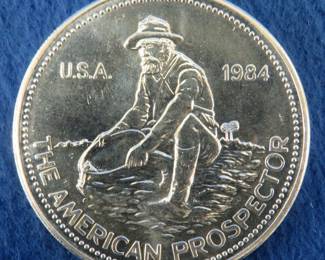 Lot 478. 1984 Engelhard one Troy Ounce silver round